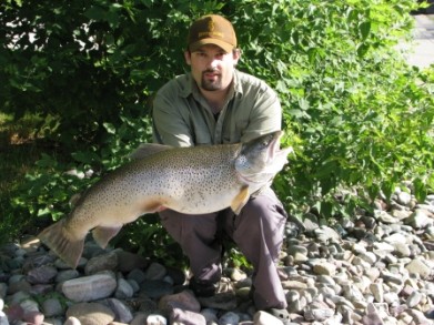 Provincial Record Brown Trout Willow Valley Trophy Club President Lindsey Paterson